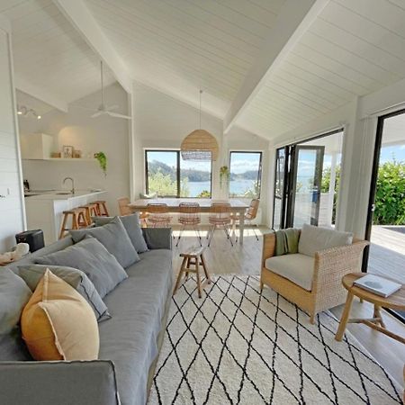 Seaview Estate - Stay Waiheke Onetangi Bagian luar foto
