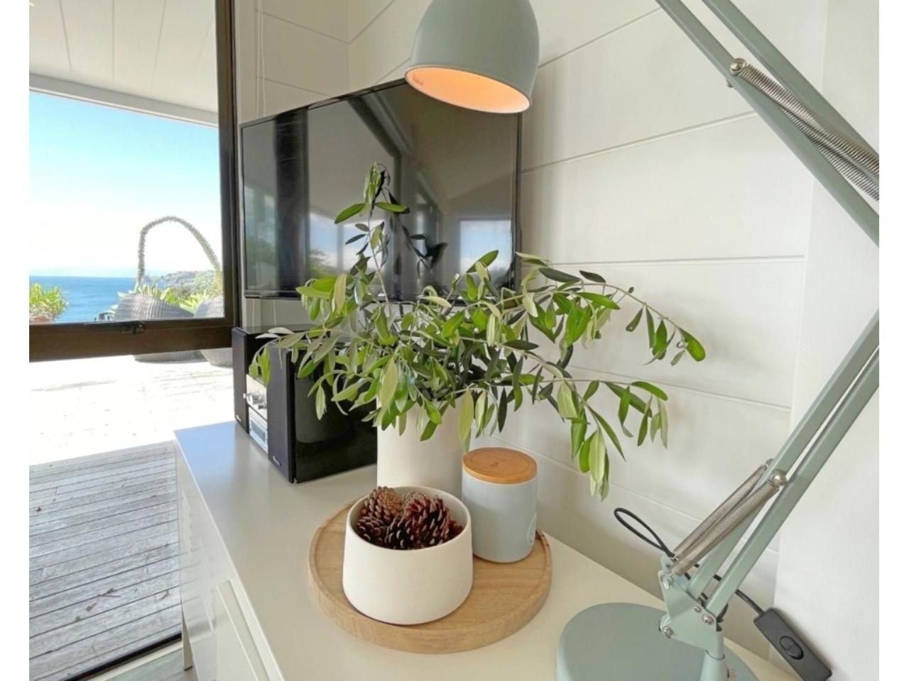 Seaview Estate - Stay Waiheke Onetangi Bagian luar foto
