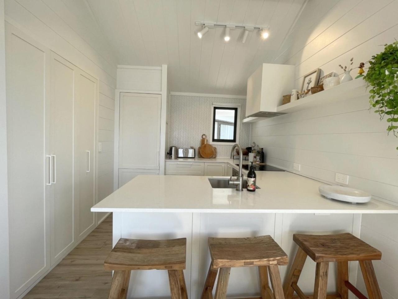 Seaview Estate - Stay Waiheke Onetangi Bagian luar foto