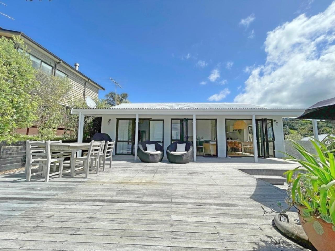 Seaview Estate - Stay Waiheke Onetangi Bagian luar foto