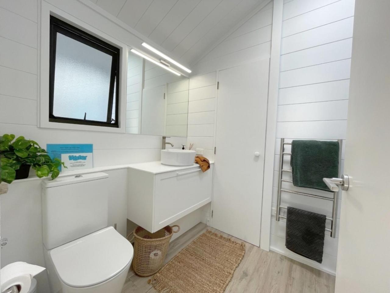 Seaview Estate - Stay Waiheke Onetangi Bagian luar foto